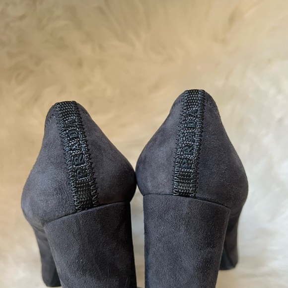 PRADA Logo Buckle Block Heel Suede Leather Pumps - Picture 9 of 10